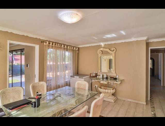 0 BEDROOM HOUSE FOR SALE IN STRUBENSVALLEI